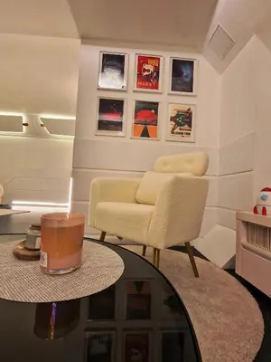 Coin salon dans l'établissement Gite Urbain - Asclepios