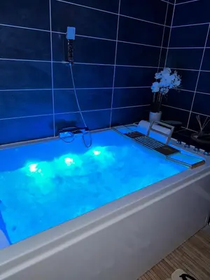 Plan de l'établissement Sakura Suite - Jacuzzi and Cinema