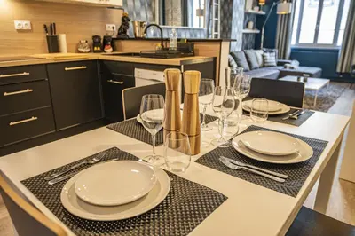 Cuisine ou kitchenette dans l'établissement Domremy HypercentredeReims