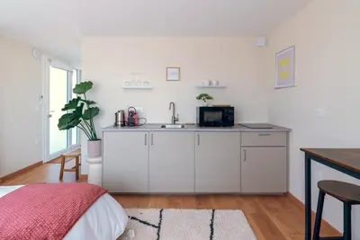 Cuisine ou kitchenette dans l'établissement La simplicité, climatisé avec entrée autonome