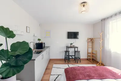 Cuisine ou kitchenette dans l'établissement La simplicité, climatisé avec entrée autonome
