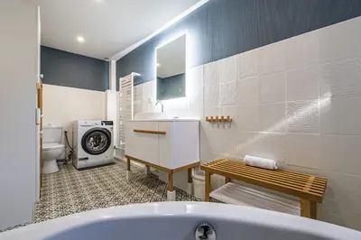 Salle de bains dans l'établissement Au coeur du village Verzenay