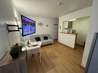 Plan de l'établissement Studio meublé proche gare et centre ville