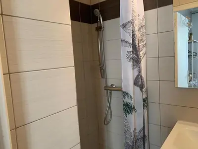Salle de bains dans l'établissement Charmant studio cosy à 5 min du centre d'Épernay
