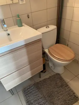 Salle de bains dans l'établissement Charmant studio cosy à 5 min du centre d'Épernay