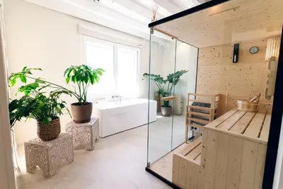 Coin salon dans l'établissement La Bali, Luxe et relaxation