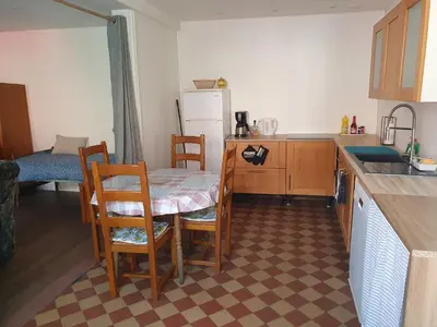 Cuisine ou kitchenette dans l'établissement Proximity to Cité Internationale