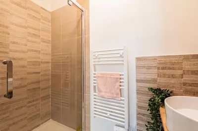 Salle de bains dans l'établissement L'Étape - Center - Cathedral