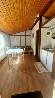 Cuisine ou kitchenette dans l'établissement Chalet LE BAUSOY