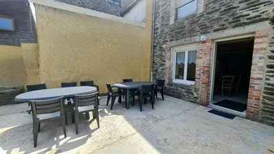 Terrasse ou espace extérieur de l'établissement Gîte LA COUMERETTE