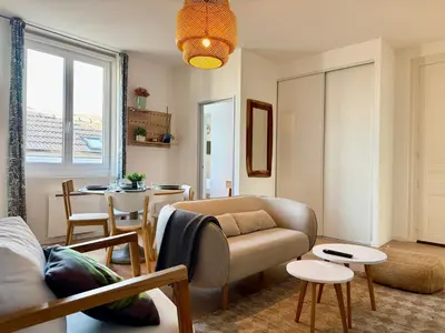 Coin salon dans l'établissement Le Royal Eight Cœur de Reims