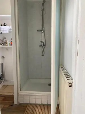 Salle de bains dans l'établissement Agréable maison style shabby chic