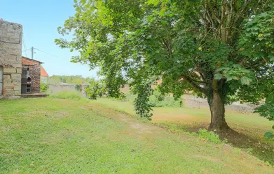 Jardin de l'établissement Beautiful Home In Monthenault With Wifi