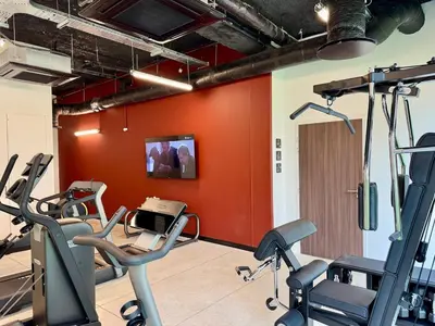Salle ou équipements de sports de l'établissement We Live Inn Sharies Reims - C203