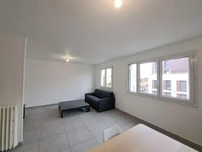 Coin salon dans l'établissement Sofia - grand appartement convivial