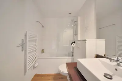 Salle de bains dans l'établissement Les Charmes C24B - Le Val Joly