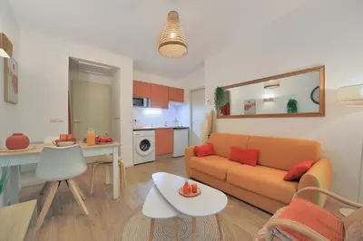 Cuisine ou kitchenette dans l'établissement Les Charmes C24B - Le Val Joly