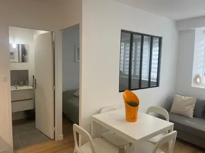 Coin salon dans l'établissement Mallorca, plein centre avec parking