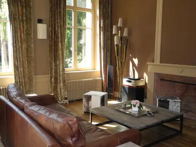 Coin salon dans l'établissement Le Château d'Hermonville B&B / Chambres d'hôtes