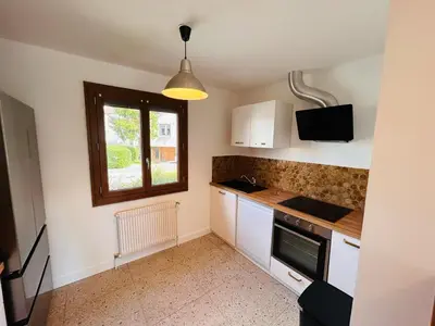 Cuisine ou kitchenette dans l'établissement La Maison Salzbourg 8 personnes Paisible