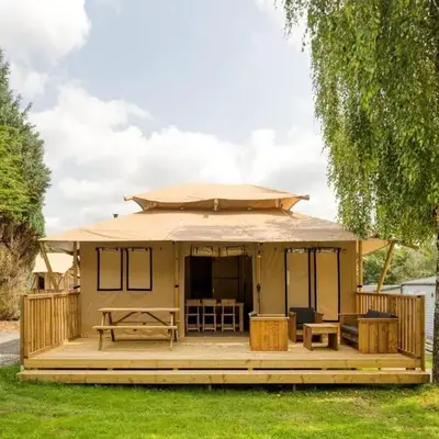 Glamping in Signy-l Abbaye