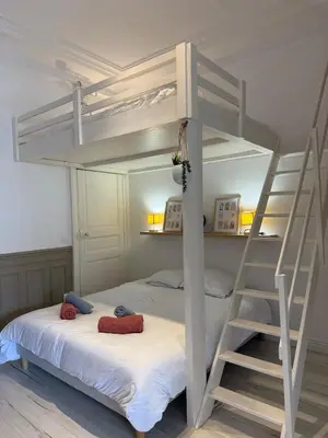 Un ou plusieurs lits dans un hébergement de l'établissement Appartement - Hyper Centre Secteur Cathédrale