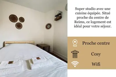 Un ou plusieurs lits dans un hébergement de l'établissement Le cernay, Studio cosy proche centre-ville