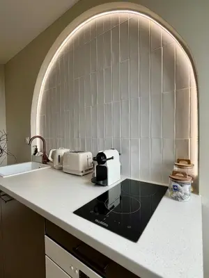 Cuisine ou kitchenette dans l'établissement Studio moderne au pied de la Cathédrale de Reims