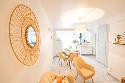 Cuisine ou kitchenette dans l'établissement Appartement Cocoon Chalons Centre