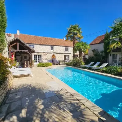 Villa familiale La Finca du champ de l'eau Avec sauna jacuzzi proche de Disney et Paris