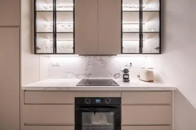 Cuisine ou kitchenette dans l'établissement Luxurious 3 Bedrooms Sauna Jacuzzi