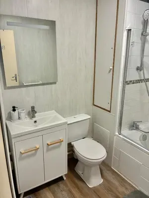 Salle de bains dans l'établissement appartement 30m2 spatieux et lumineux