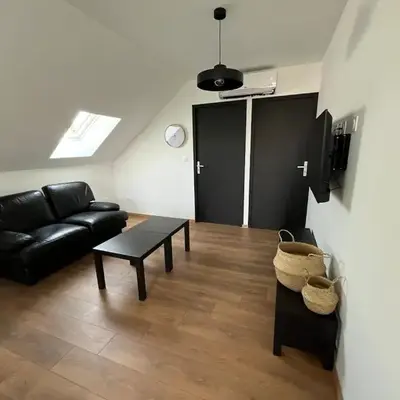 Studio Centre Bourg Arrivée et Départ Autonome