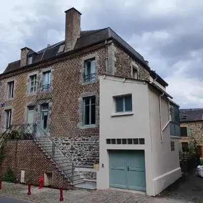 Le relais de Victor et son garage à vélos
