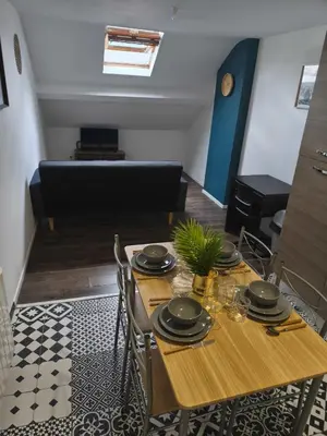 Coin salon dans l'établissement Downtown Apartment with Garage Parking