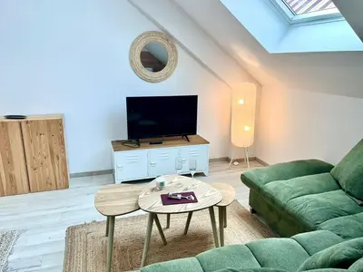 Télévision ou salle de divertissement dans l'établissement Slow Life Cœur des Moissons Parking inclus