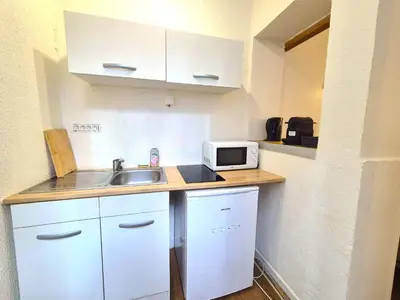 Cuisine ou kitchenette dans l'établissement Lìsbonne - Appartement calme et agréable