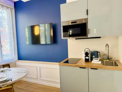 Cuisine ou kitchenette dans l'établissement Wellness Suite Ponsardin 1 - Reims Centre