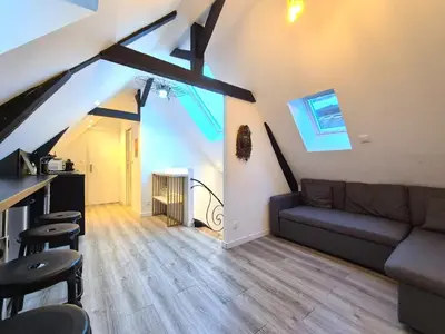 Coin salon dans l'établissement Pikine - Découvrez l'hyper-centre de Reims
