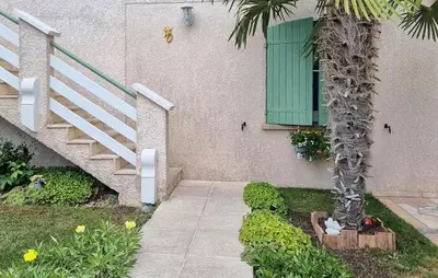 Jardin de l'établissement Charmante Maison À La Campagne
