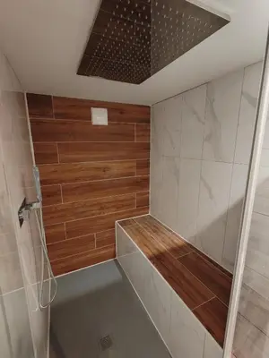 Salle de bains dans l'établissement Longère de charme rénovée - dépaysement et verdure