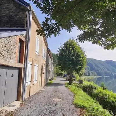Maison authentique en bord de Meuse