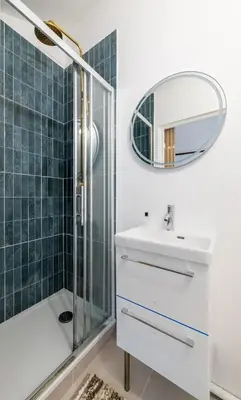 Salle de bains dans l'établissement Le Douillet