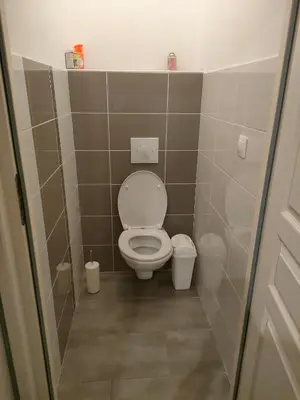 Salle de bains dans l'établissement chambre 14m2 calme et parking privé