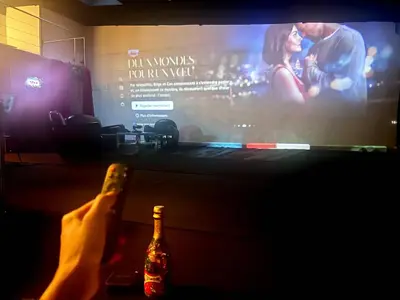 Télévision ou salle de divertissement dans l'établissement Loft Jaspar Studio - 200m2 pour groupes près de Paris