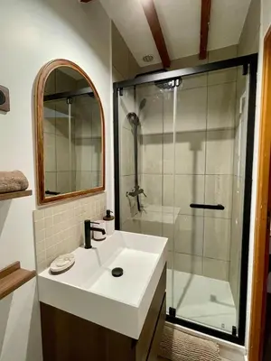 Salle de bains dans l'établissement L'évidence