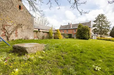 Jardin de l'établissement Ferme De Guersignies B&B
