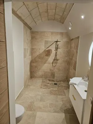 Salle de bains dans l'établissement Château de la Follie - Le Halloy