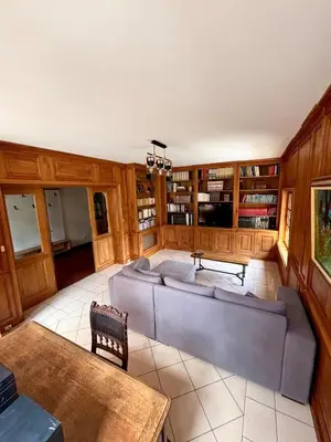 Coin salon dans l'établissement Gîte Chez Tio Père - 12 personnes