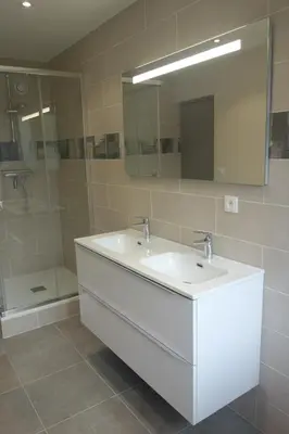 Salle de bains dans l'établissement Jeanne